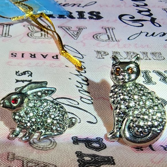 Avon Jewelry - Avon Textured Cat With Gem Eyes & Unknown Textured Rabbit With Gem Eyes